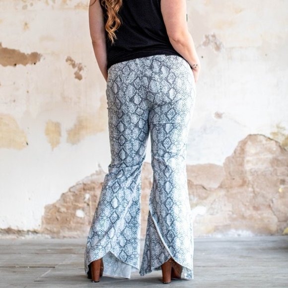 Snake Wide-Flares - Picture 4 of 5